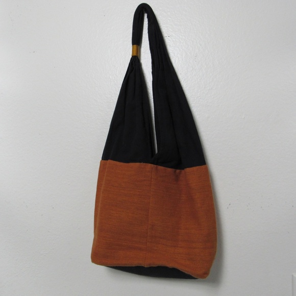 embroidered sequenced elephant accessory bag - Picture 5 of 8